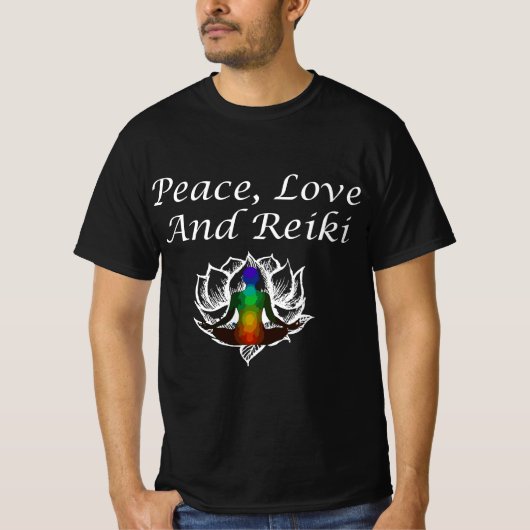 Peace Love And Reiki Lotus Meditation Chakra Gift  Tシャツ (正面)