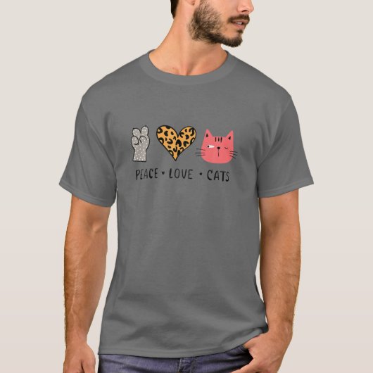 Peace Love Cats - Leopardハート猫足おもしろい猫 Tシャツ (正面)