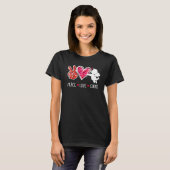 Peace Love Cupid Cute Red Leopard Valentine's Day  Tシャツ (正面フル)