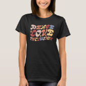 Peace Love Inclusion SPED Teacher Special Educatio Tシャツ (正面)