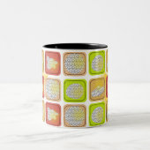 peace mug theme drinking coffee mug ツートーンマグカップ (中央)