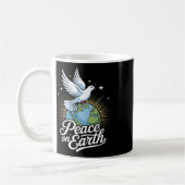 Peace On Earth Dove And Globe Faith Christmas コーヒーマグカップ (左)