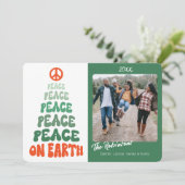 Peace on Earth Retro Font Custom Photo Holiday シーズンカード (スタンド正面)