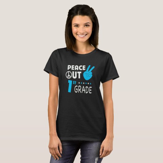 Peace Out 1st Grade Boys First Grade Graduation Tシャツ (正面フル)