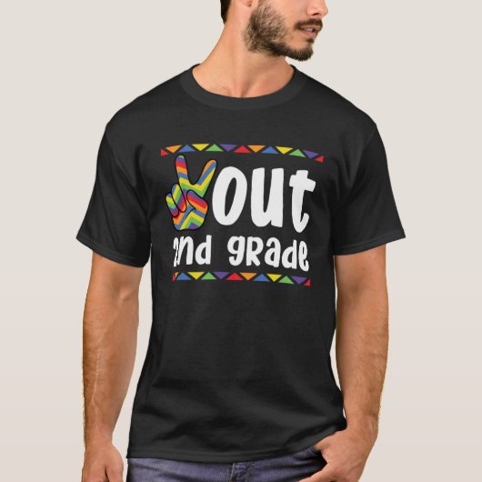 Peace Out 2nd Grade Last Day Of School Graduation  Tシャツ (正面)