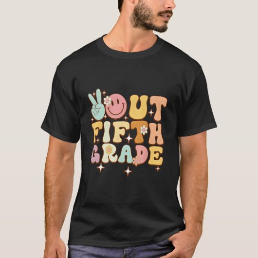 Peace Out Fifth 5年生 2023年度卒業 おめでとう 5年生 Tシャツ (正面)