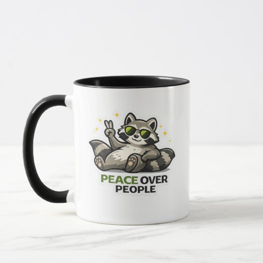 Peace Over People Funny Raccoon Introvert Design マグカップ (左)