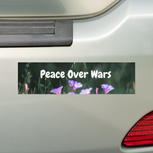 Peace Over Wars バンパーステッカー (車上)