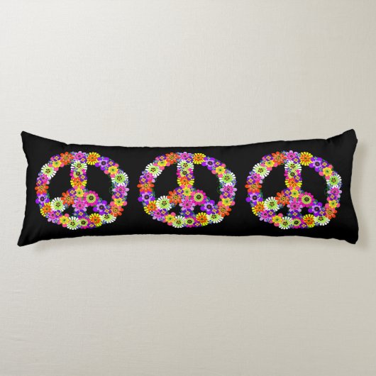 Peace Signフローラ（黒） ボディピロー (正面)