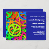 Peace Sign Pattern Groovy Sixties Vibe結婚's 招待状 (正面/裏面)