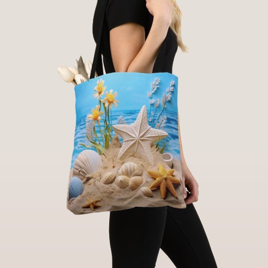 PEACEFUL BEACH SCENE WITH SEASHELLS トートバッグ (クローズアップ)