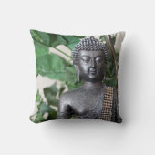 Peaceful Buddha Meditation Throw Pillow Zen Decor クッション (正面)