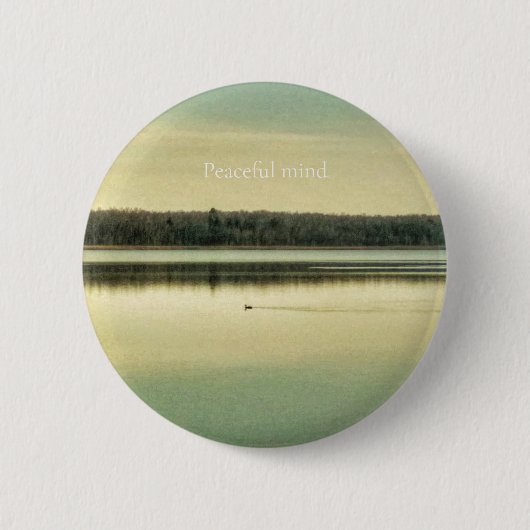 Peaceful Mind – Original Lake Photography Button 缶バッジ (正面)