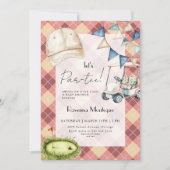 Peach Argyle Golf Scene Lets Par Tee Baby Shower 招待状 (正面)