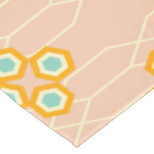 Peach background hexagonal floral pattern  テーブルクロス (アングル)