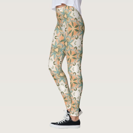 Peach Blue Botanical Seamless Pattern レギンス (左)