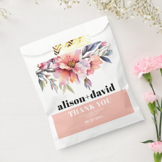 Peach pink rhododendron, bold typography wedding フェイバーバッグ (封をした状態)