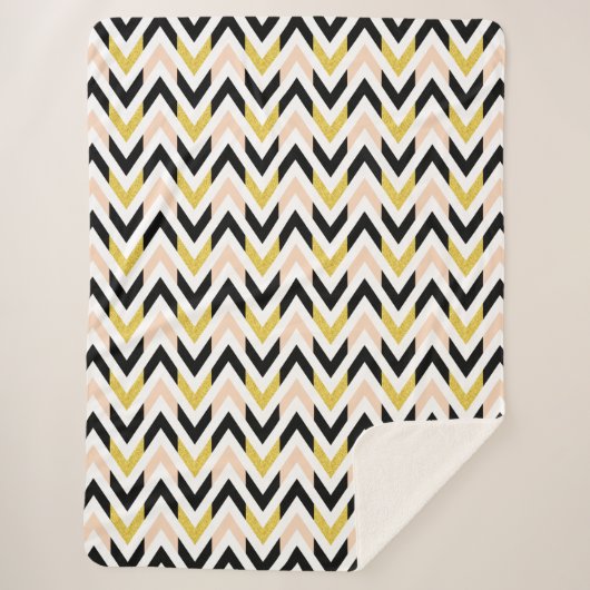 Peachy Pink、Black、金ゴールド、白の山形模様 シェルパブランケット (正面)