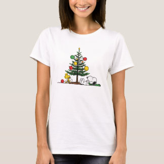 Peanuts Snoopy Festive Christmas Tree Holiday Gift Tシャツ