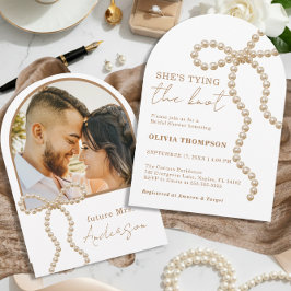 Pearl Bow She's Tying the Knot Arch Bridal Shower 招待状