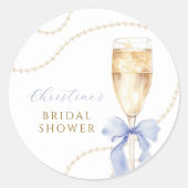 Pearls and Prosecco Blue Bridal Shower Stickers ラウンドシール (正面)