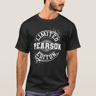 PEARSON おかしな姓の家系図 誕生日・家族の再会 Tシャツ