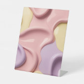 Pedestal sign in stylish abstract graphic 台座サイン (正面)