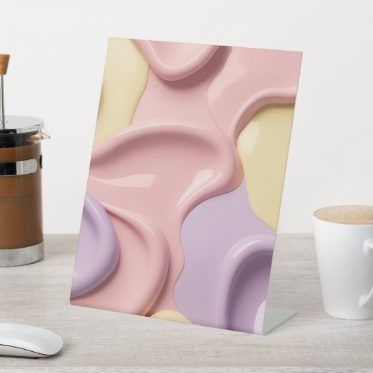 Pedestal sign in stylish abstract graphic 台座サイン (インサイチュ)