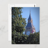 Peek-a-Boo – 木の上の大きなベン ポストカード (正面/裏面)