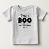 Peek A Boo Personalized Baby's 1st Halloween ベビーTシャツ (正面)