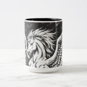 Pegasus — Winged Herald of the Storm ツートーンマグカップ (中央)