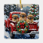 Pekingese Christmas Red Truck Holiday セラミックオーナメント (正面)