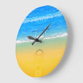 Pelicans Love On The Beach  ラージ壁時計 (傾斜)