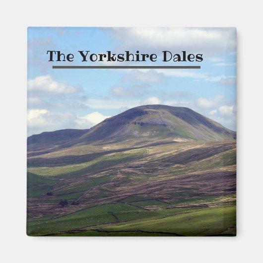 Pen Y Ghent hill at the Yorkshire Dales マグネット (正面)