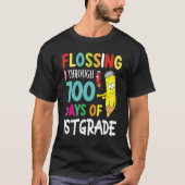 Pencil Student Senior Flossing Through 100 Days Of Tシャツ (正面)