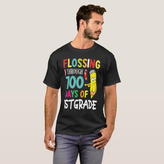 Pencil Student Senior Flossing Through 100 Days Of Tシャツ (正面フル)