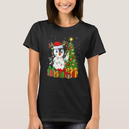 Penguin Bird  Xmas Holiday Santa Penguin Christmas Tシャツ (正面)