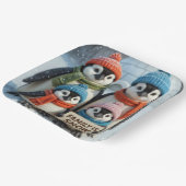 Penguin Family In Snowflakes ペーパープレート (傾斜あり)