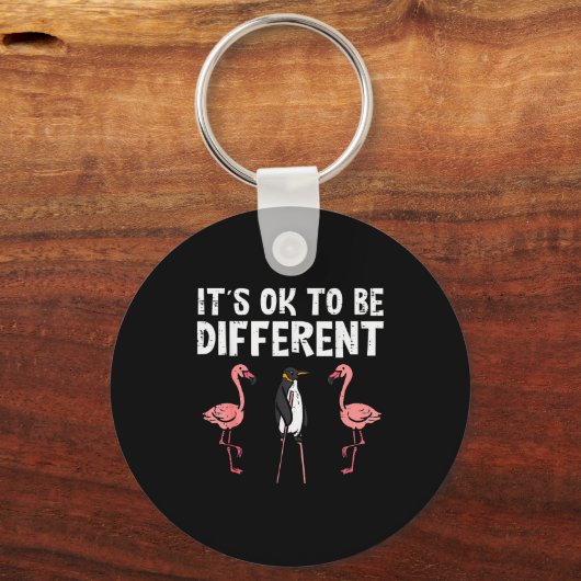 Penguin Its Okay To Be Different Flamingo Men Wome キーホルダー (正面)