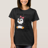 Penguin Never Argue With A Short Girl Named A  Tシャツ (正面)