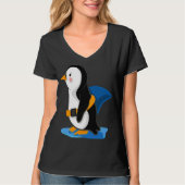 Penguin shark fin  illustration tシャツ (正面)