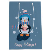Penguin with Hot Cocoa Blue Holiday Gift Bag ミディアムペーパーバッグ (裏面)