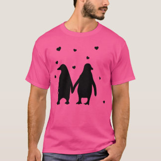 Penguins in love love each other penguins tシャツ