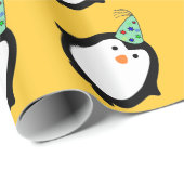 PenguinsWithのオレンジ背景の誕生日 ラッピングペーパー (ロールコーナー)