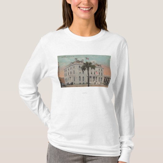 Pensacola、フロリダ-ポストの外観 Tシャツ (正面)