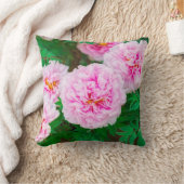 peony in Japanese garden クッション (ブランケット)