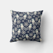 Perfect Barn Owl – 青い背景 クッション (裏面)