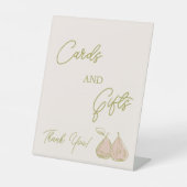 Perfect Pear Bridal Shower Cards and Gifts 台座サイン (正面)