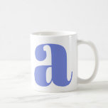 Periwinkleのモダンモノグラムイニシャル コーヒーマグカップ<br><div class="desc">可愛いモダンモノグラムあなたの選択の最初の文字で、ペリウィンクル紫で。</div>
