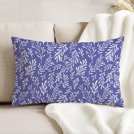 Periwinkle Whimsical Foliage Pattern アクセントクッション